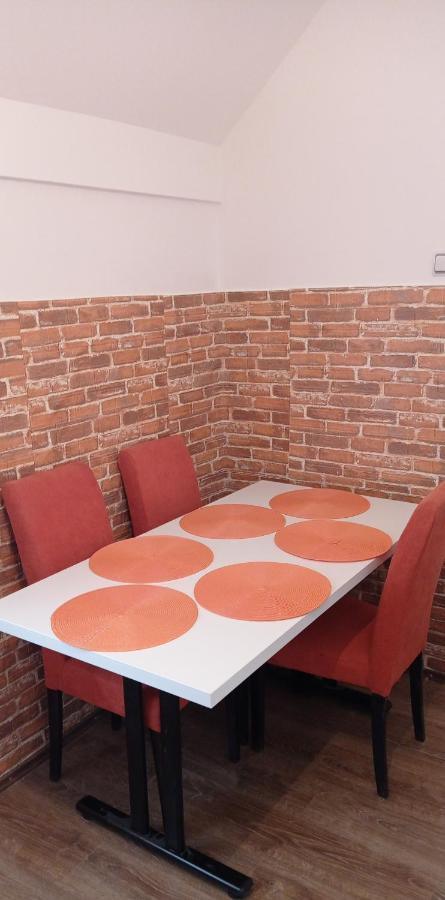 פלוזינה Apartment Holiday Lake - Piva 2022 מראה חיצוני תמונה