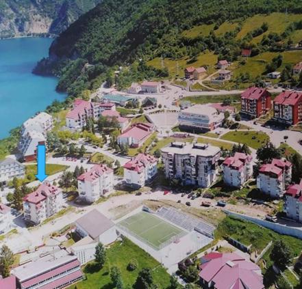 פלוזינה Apartment Holiday Lake - Piva 2022 מראה חיצוני תמונה